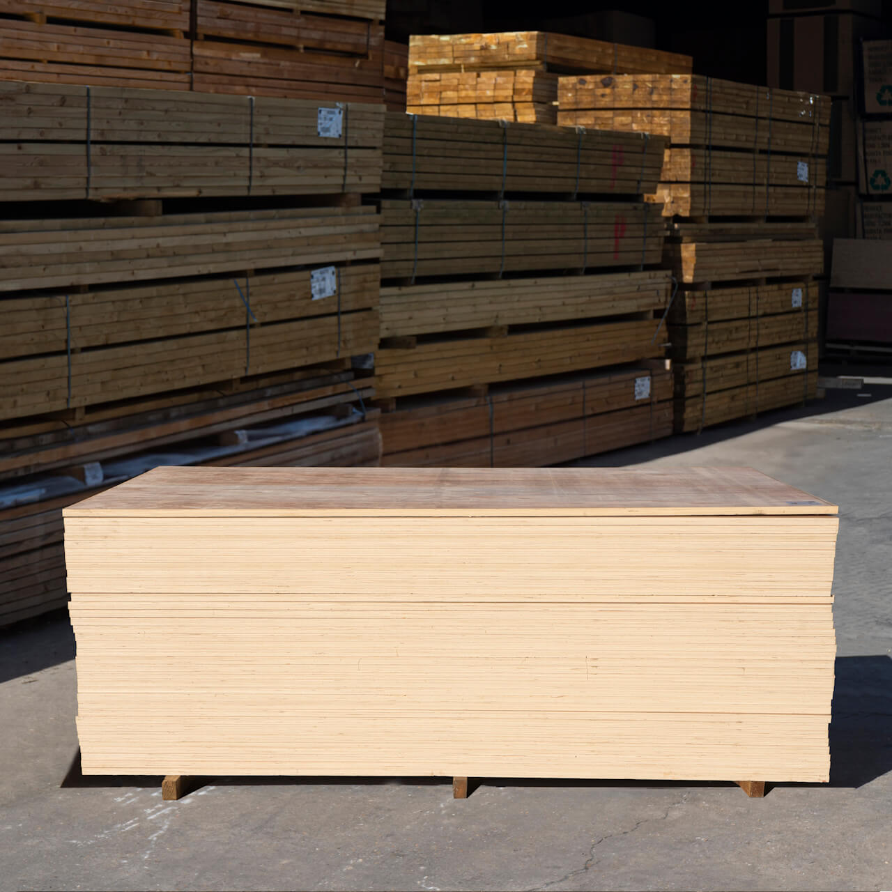 25mm Structural Hardwood Plywood B/BB 2440mm X 1220mm (8′ x 4′)